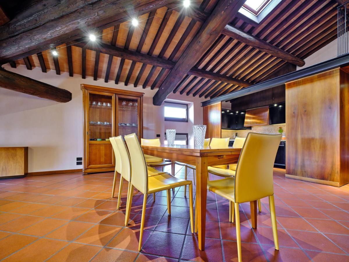 Apartmentsarena - Residenza Degli Scaligeri - Piazza Erbe Verona Luaran gambar