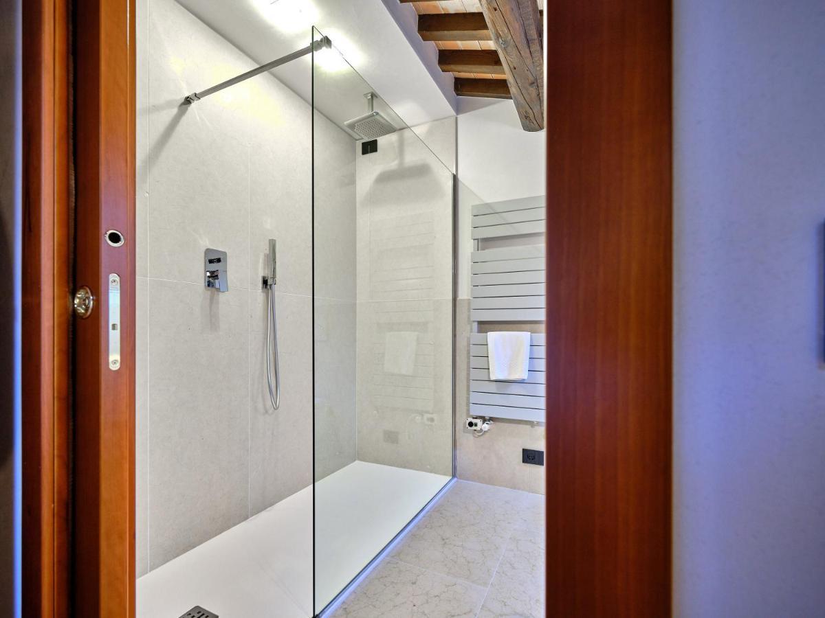 Apartmentsarena - Residenza Degli Scaligeri - Piazza Erbe Verona Luaran gambar